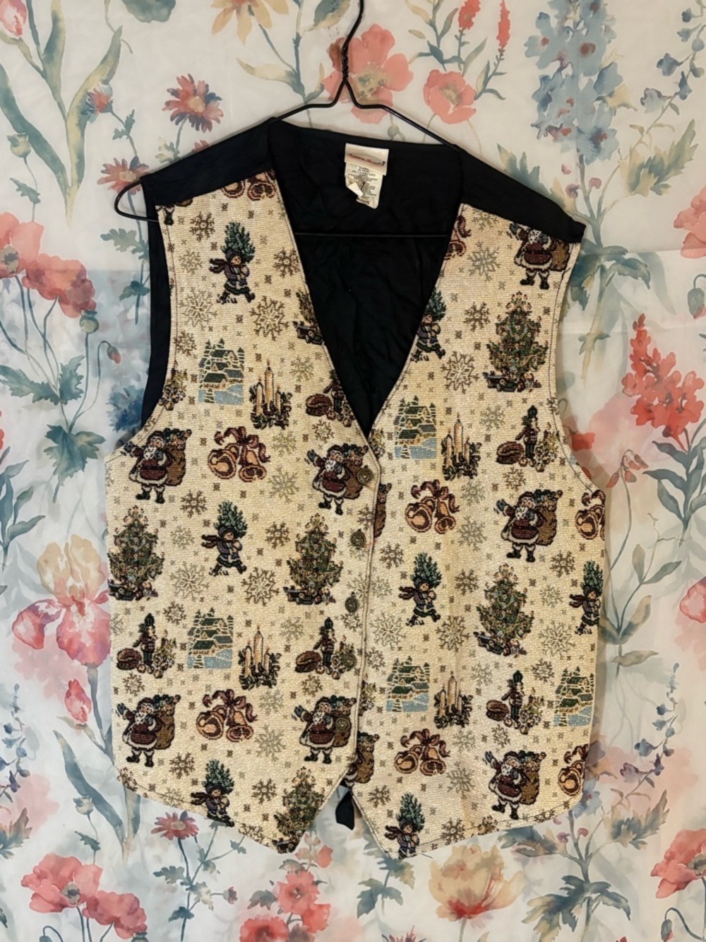 Vintage Holiday Tapestry Vest in Cream with Green & Brown Motifs